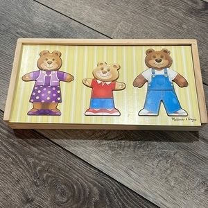 Melissa & Doug Bear family dress up